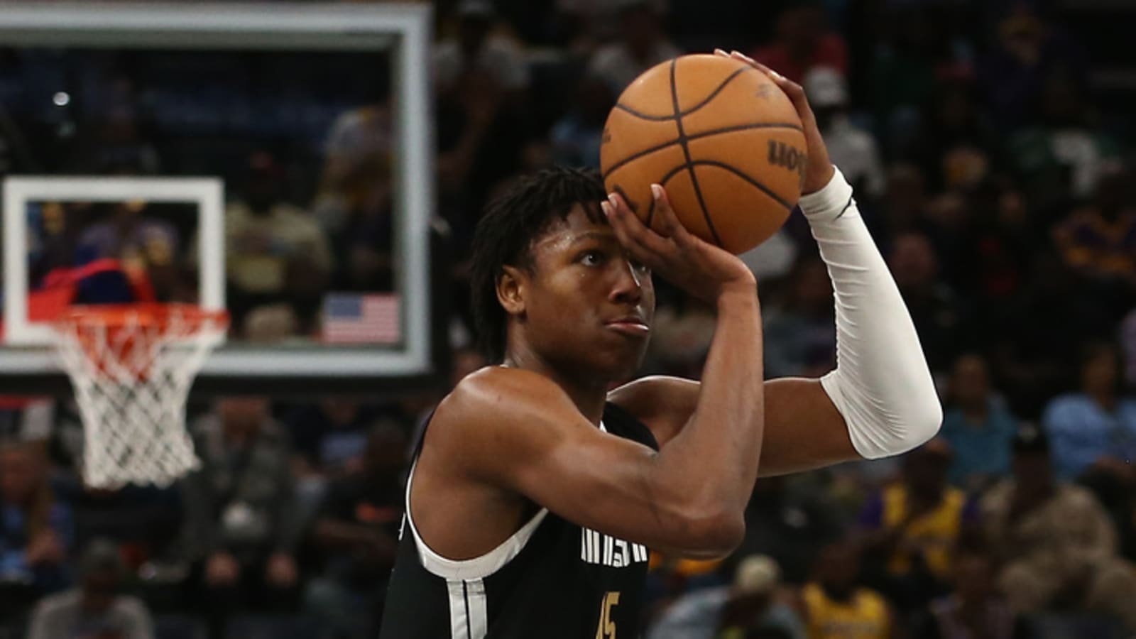 Grizzlies' Jackson remains out long-term for surgery recovery