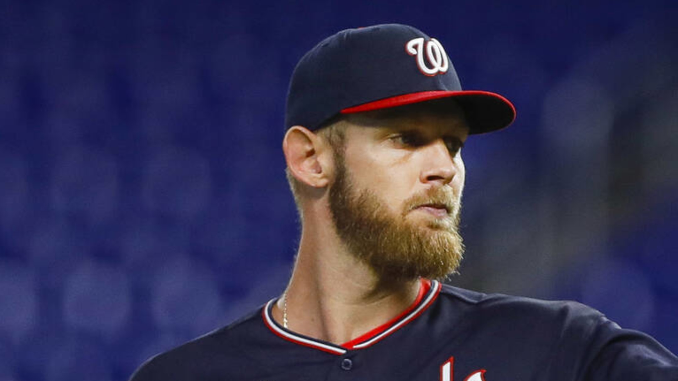 Nationals' Strasburg doesn't report to spring training following setback