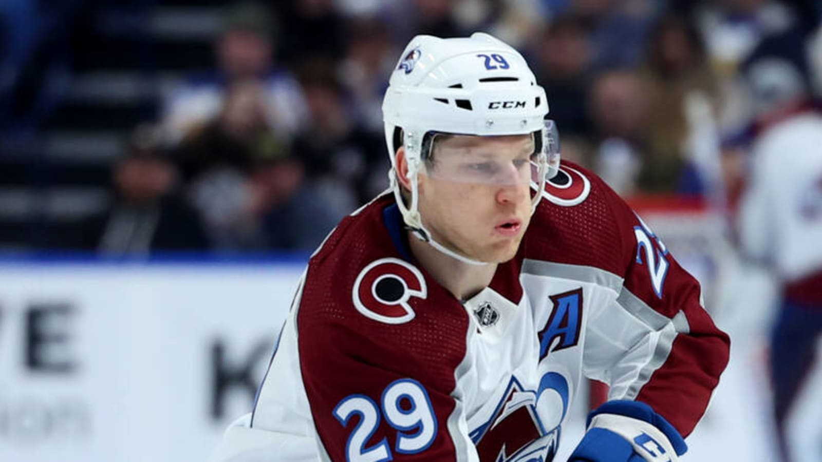 Avalanche's MacKinnon leaves game with upper-body injury