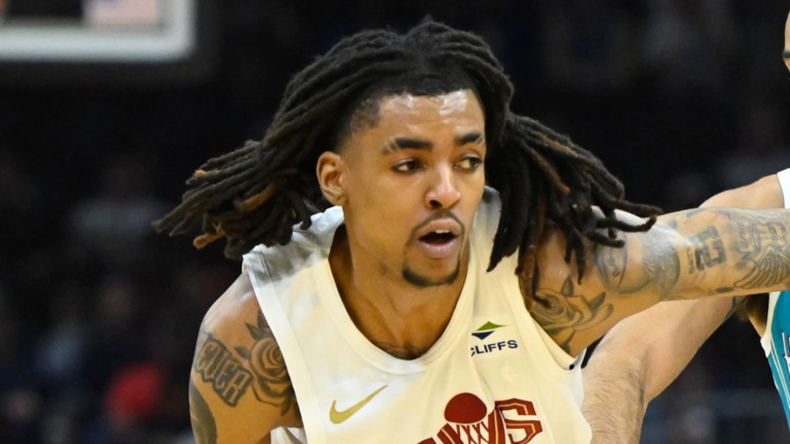 Cavs’ Emoni Bates Undergoes Knee Surgery