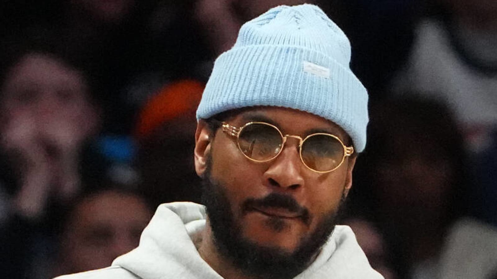 Nets considering signing Carmelo Anthony, another center