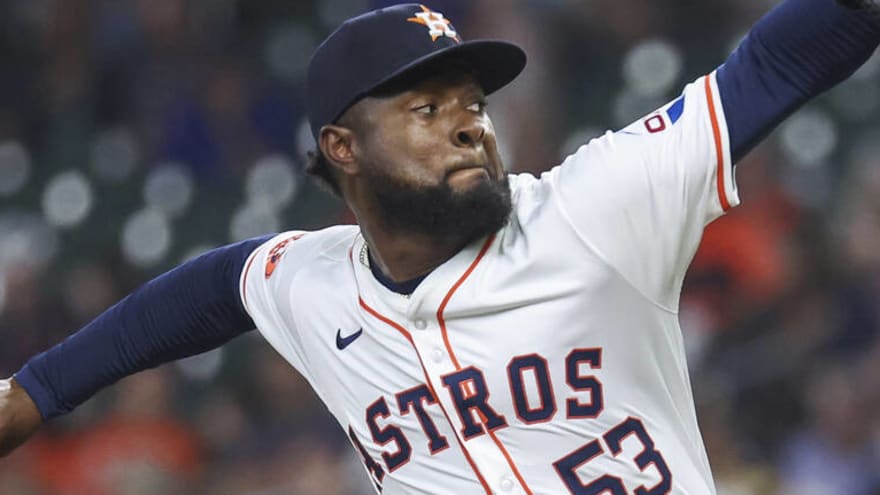 Astros RHP day-to-day with forearm discomfort