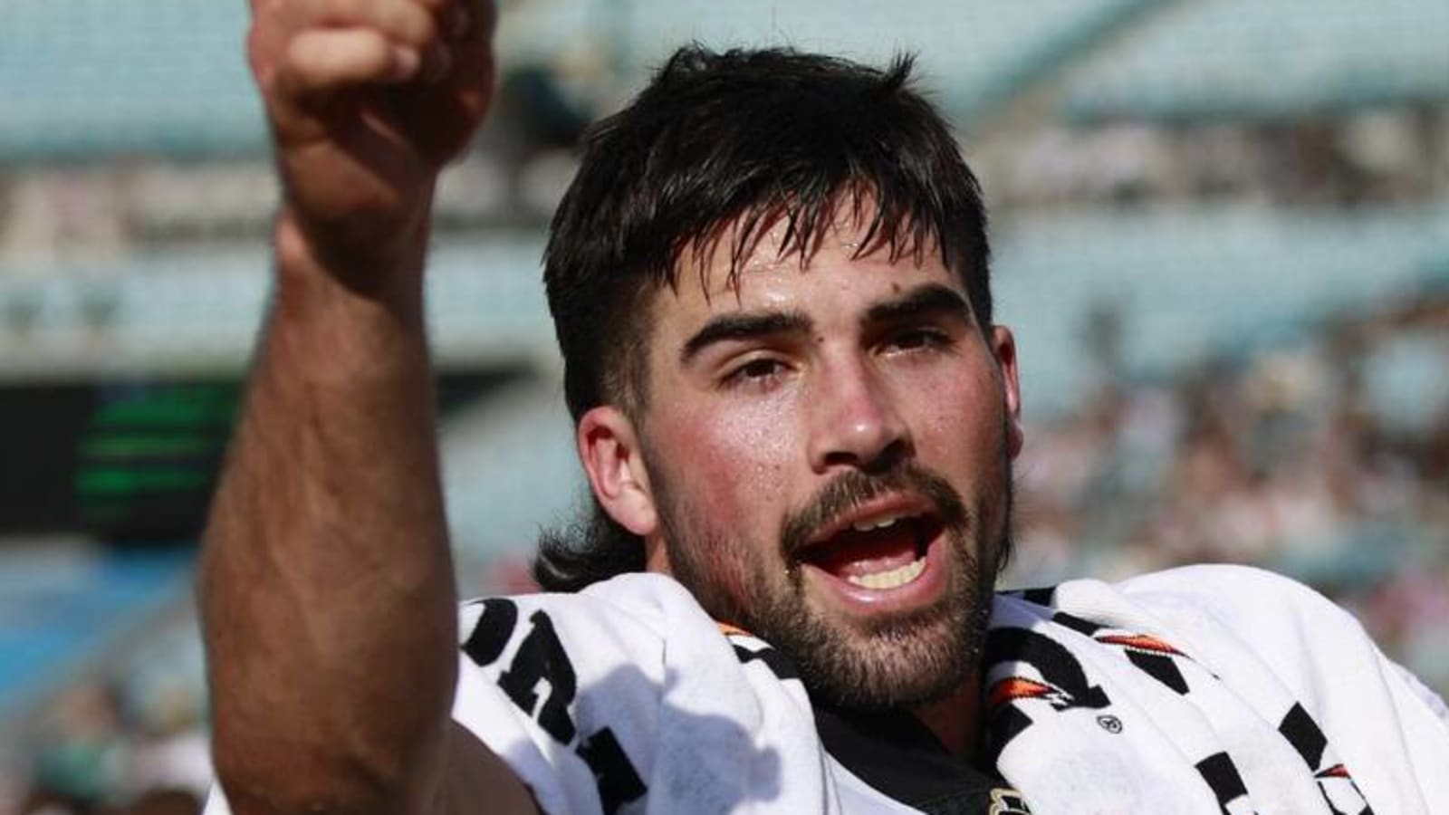 Wake Forest QB Sam Hartman cleared to play after blood clot | Yardbarker