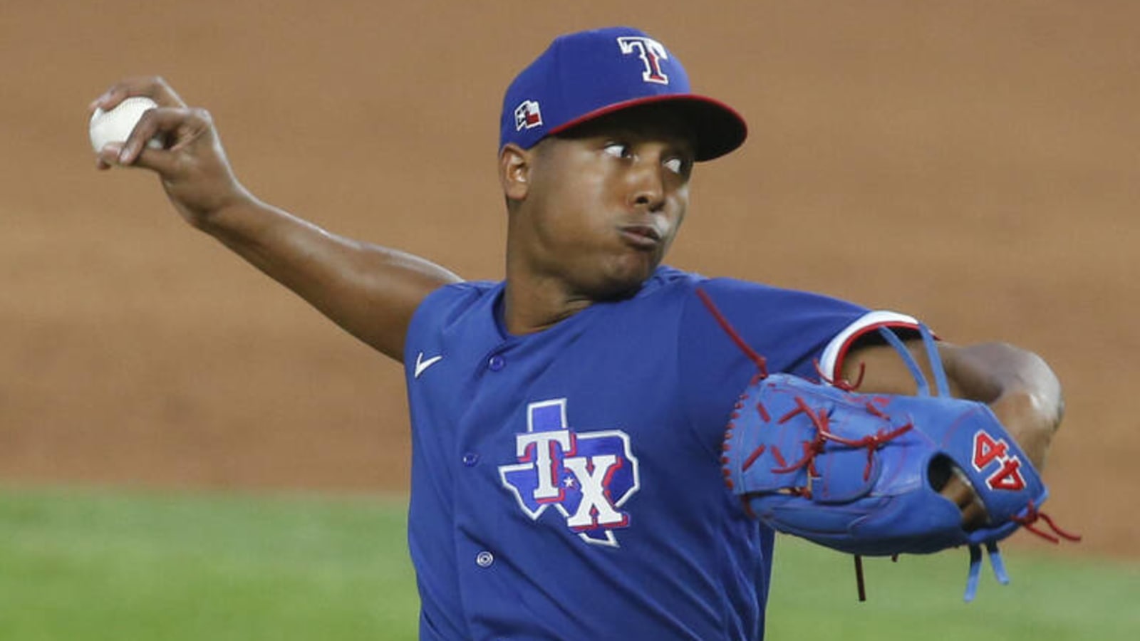 Rangers activate reliever Jose Leclerc from IL