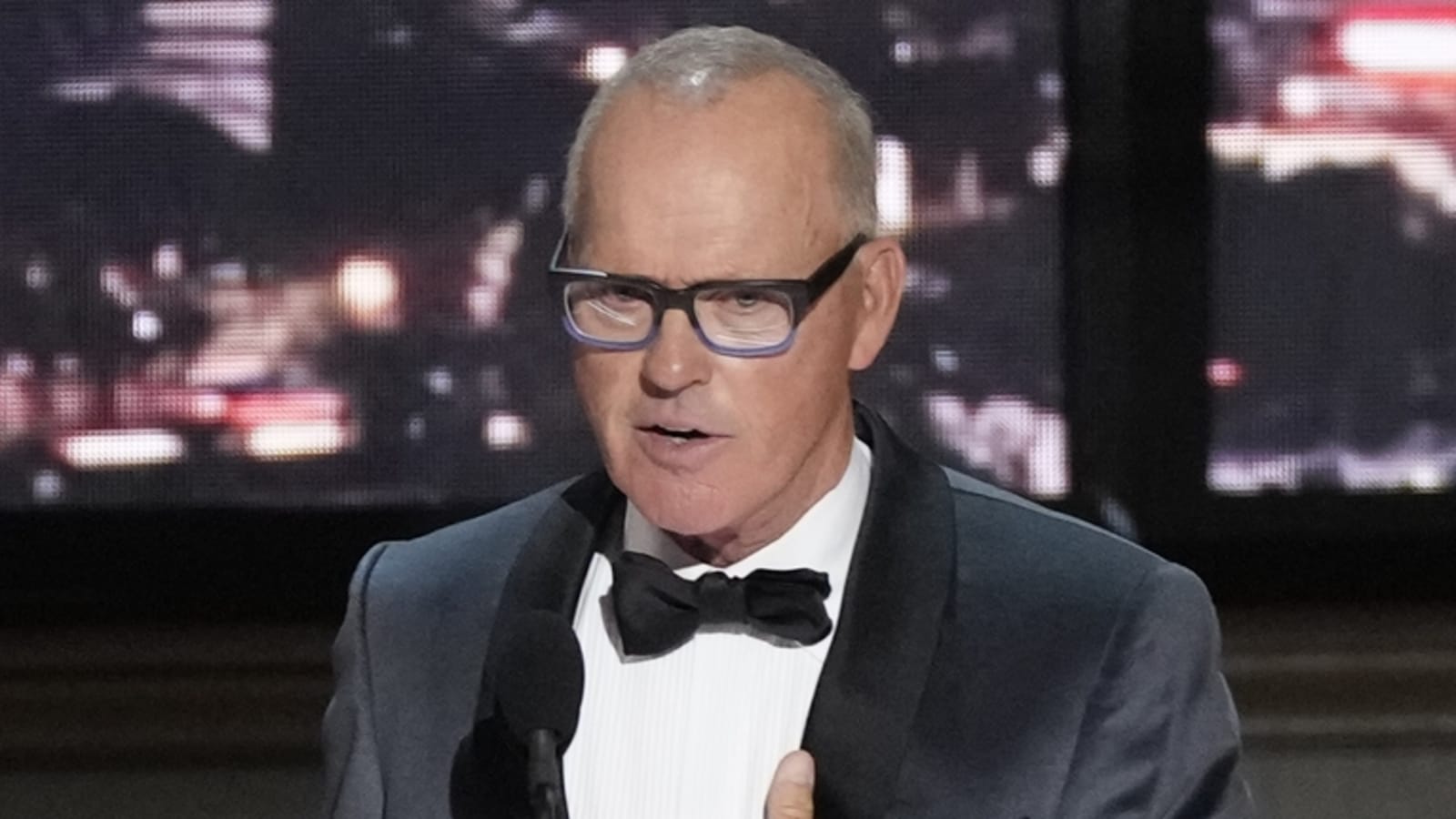 Pittsburgh’s Michael Keaton to Open Steelers-Jets Game on SNF