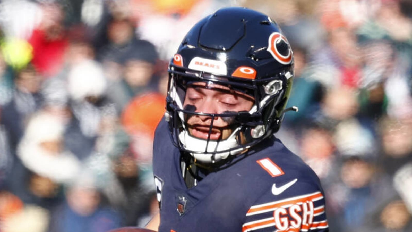 Bears' Fields has his eye set on this NFL record