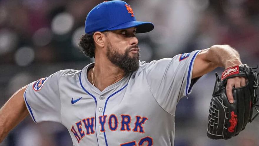 Jorge Lopez issues classy statement following Mets incident