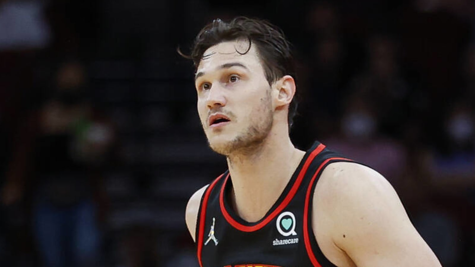 Watch: Celtics' Danilo Gallinari feared to have suffered serious knee injury
