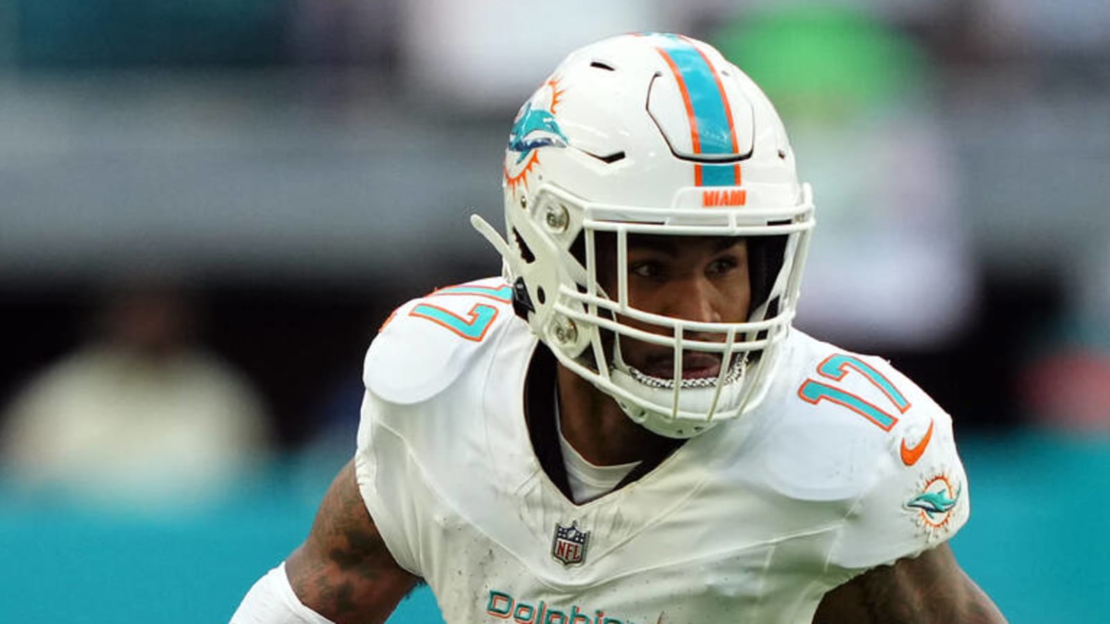 Dolphins WR Jaylen Waddle sustains high ankle sprain