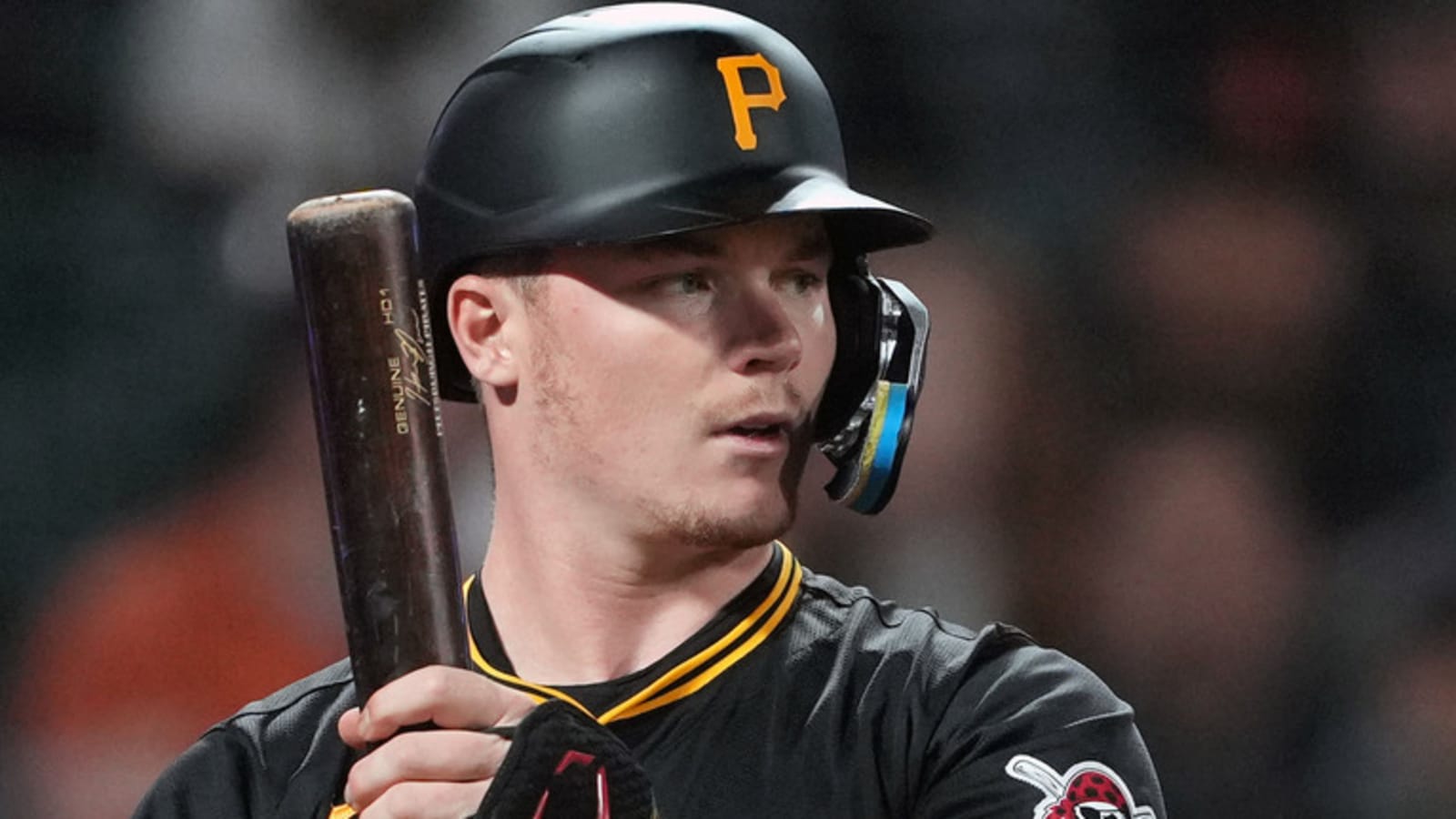 Pirates place young catcher on concussion IL