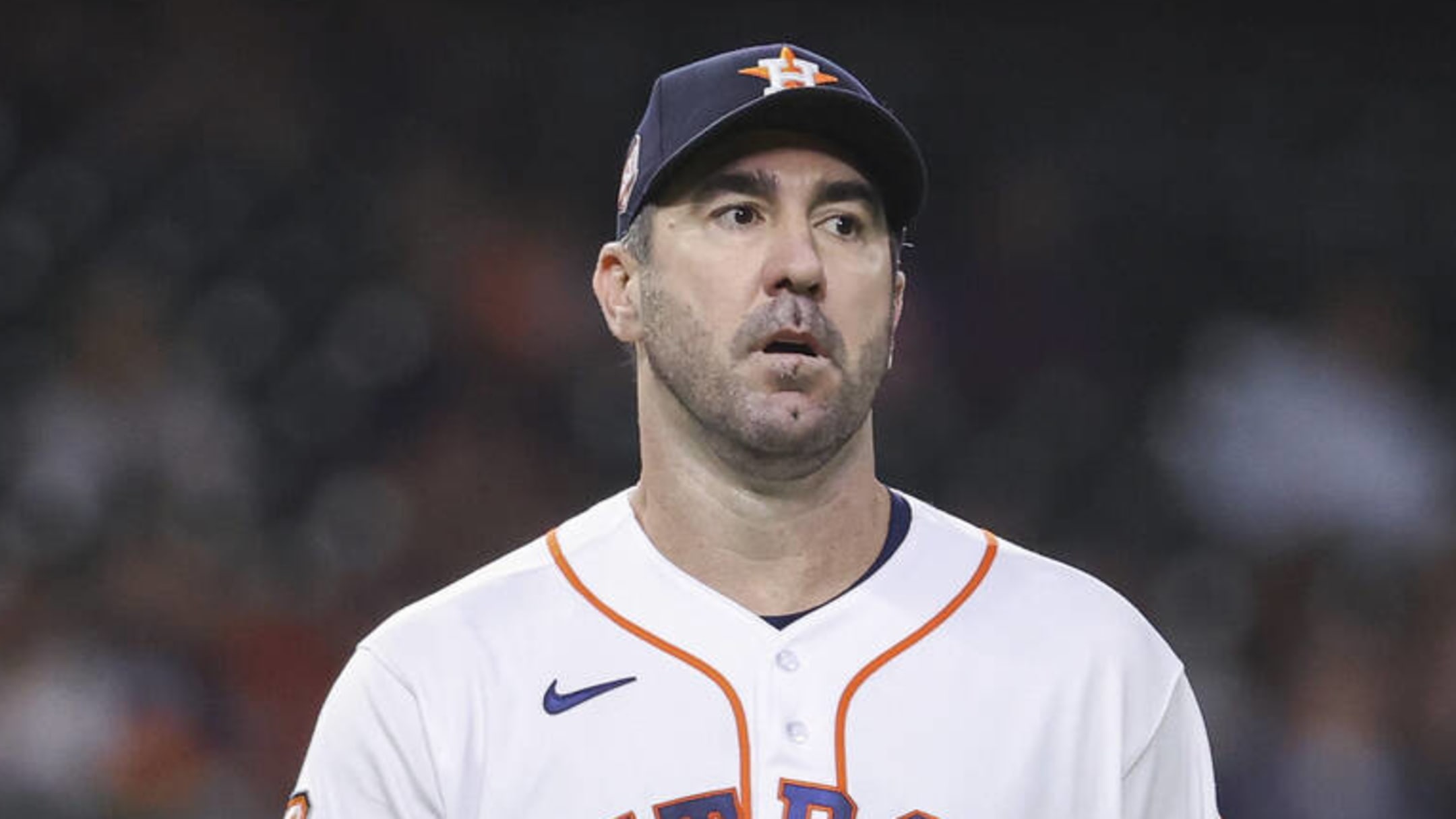 Verlander: 'I want to play until they rip the jersey off me