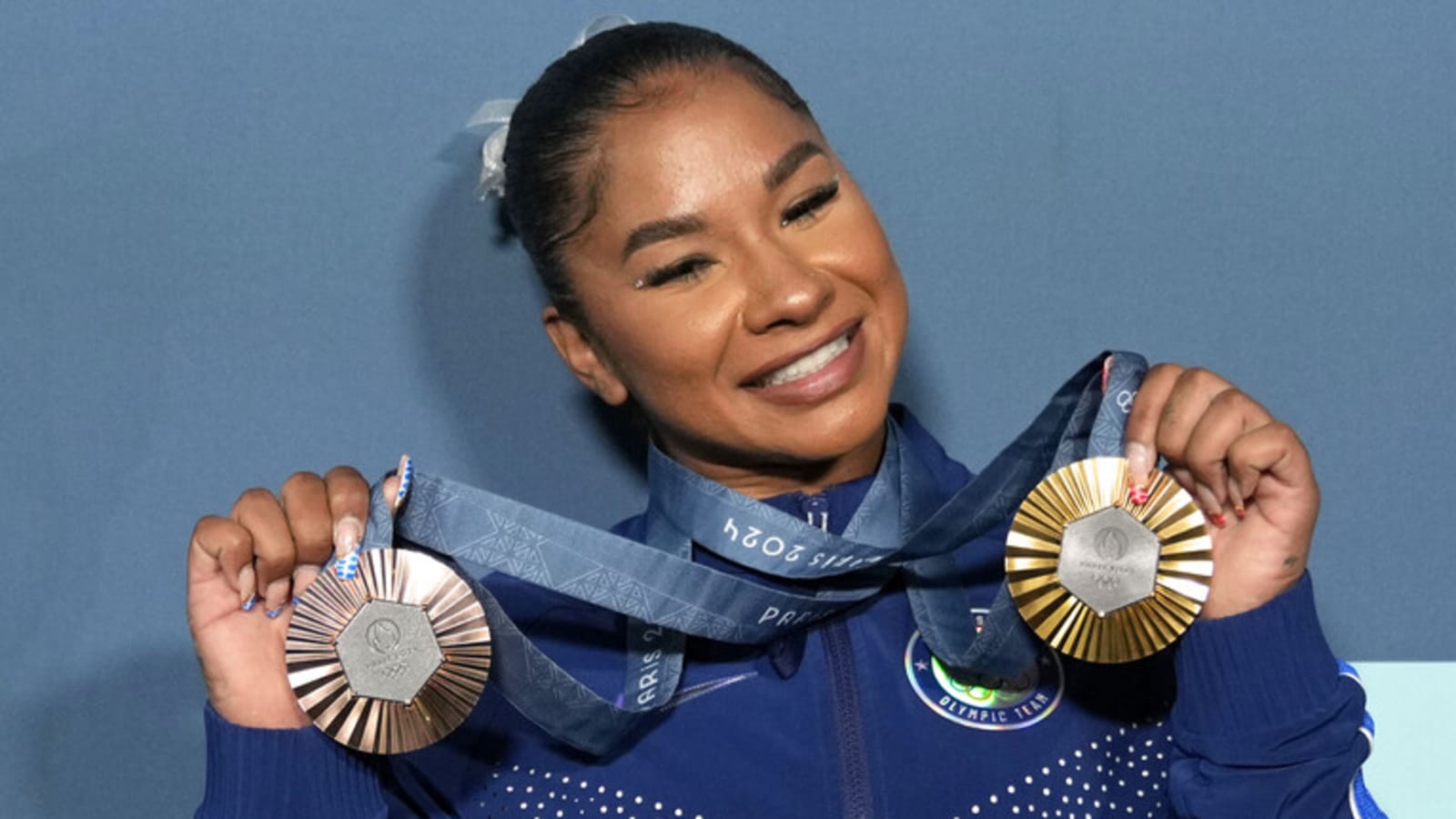 Olympics Day 17: U.S. hoops golden again, Jordan Chiles update