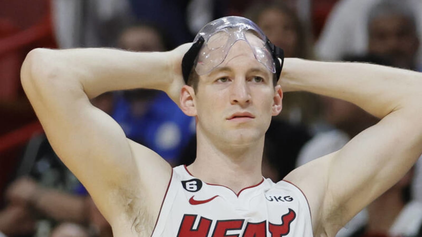Heat's Zeller, Knicks' Hartenstein hit with technicals over scuffle