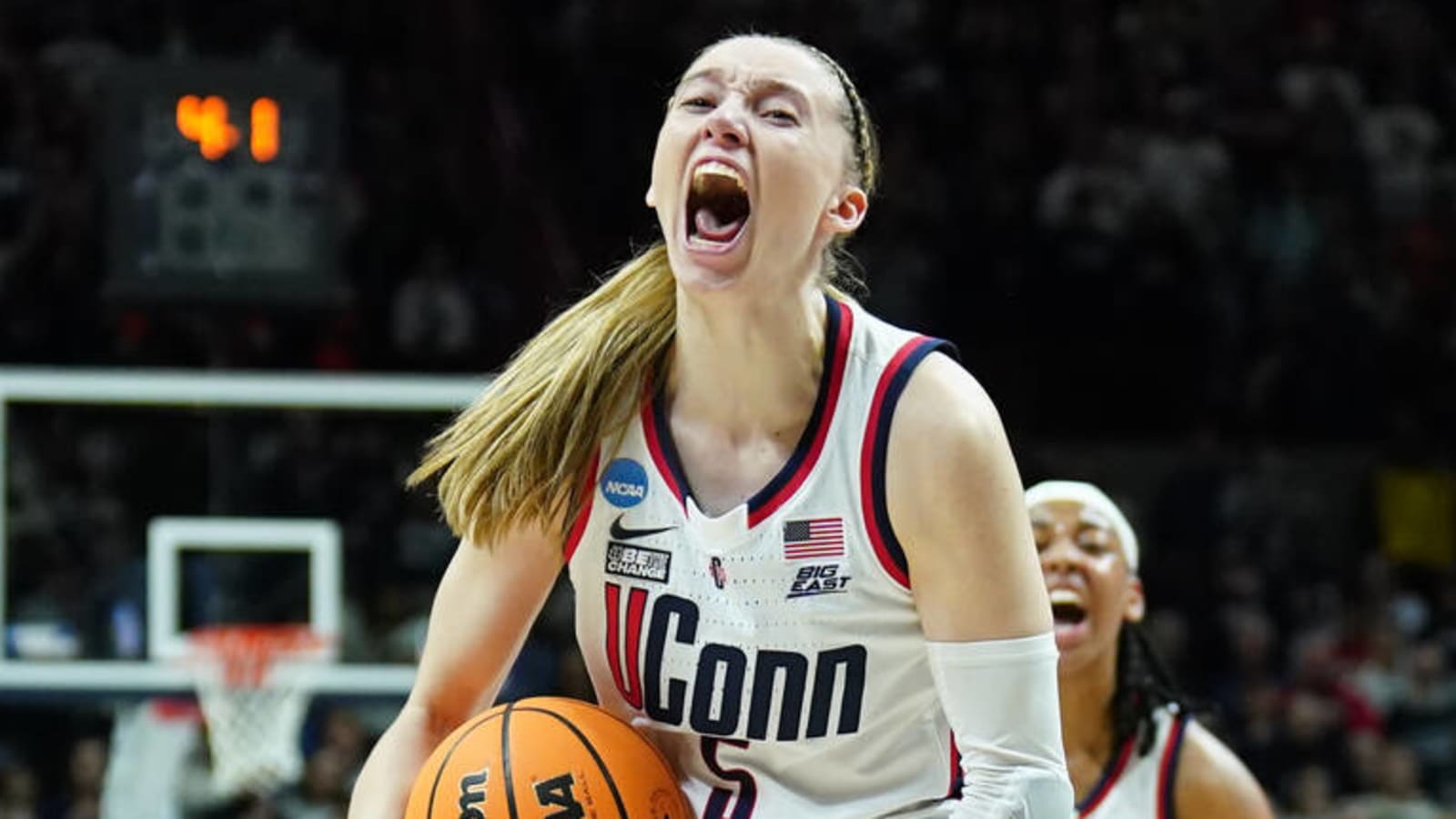 UConn HC on Paige Bueckers: 'We have the best player in America'