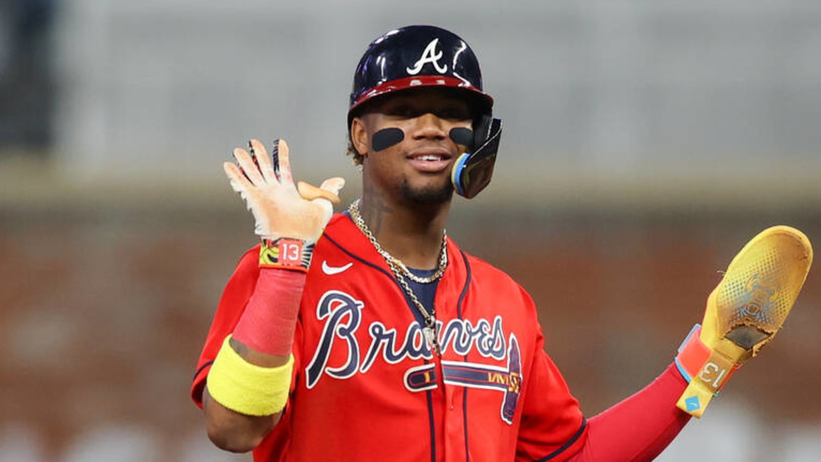 Braves' Acuna Jr. shows off his cannon arm