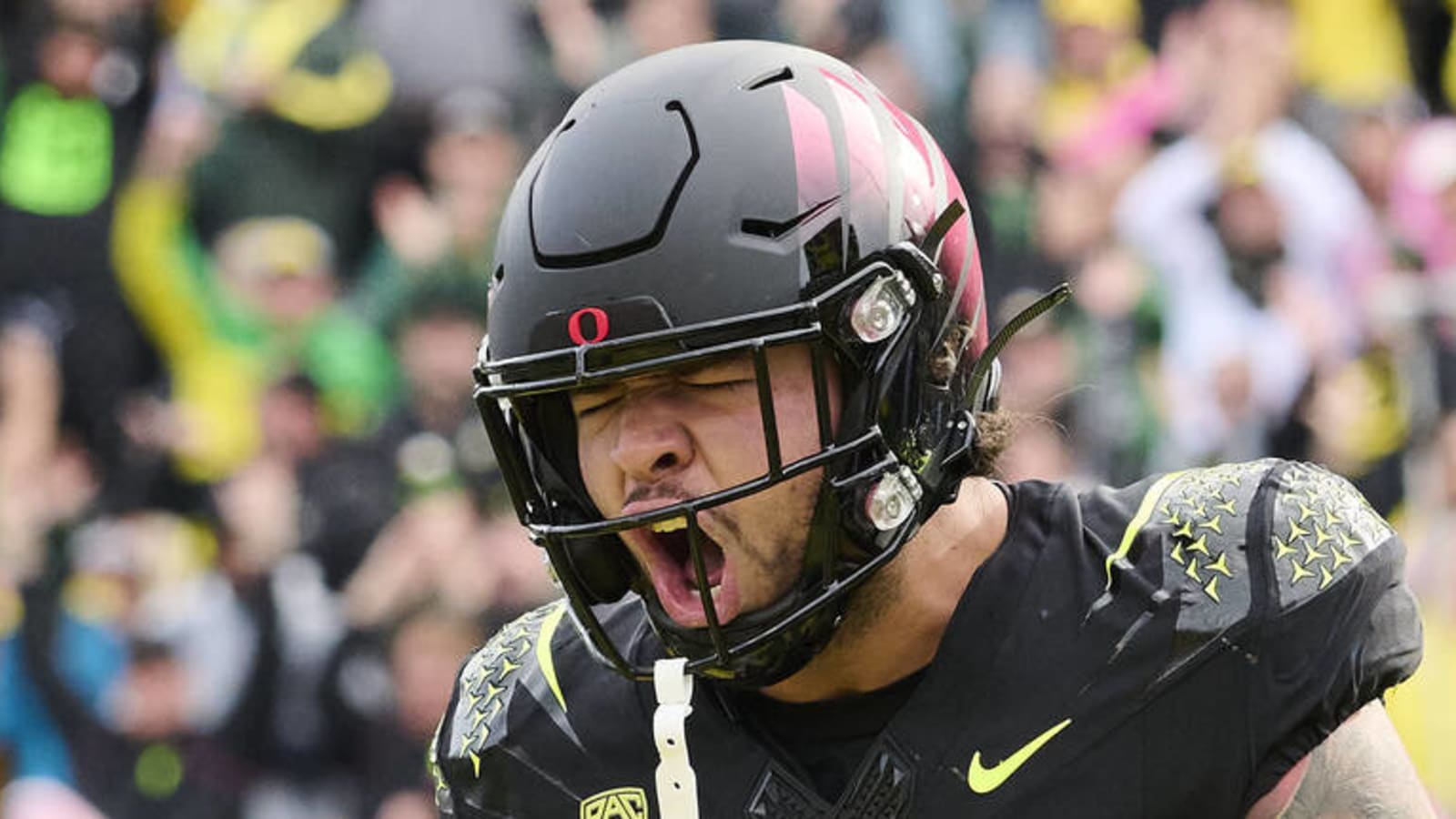 Oregon tight end granted ninth year of NCAA eligibility