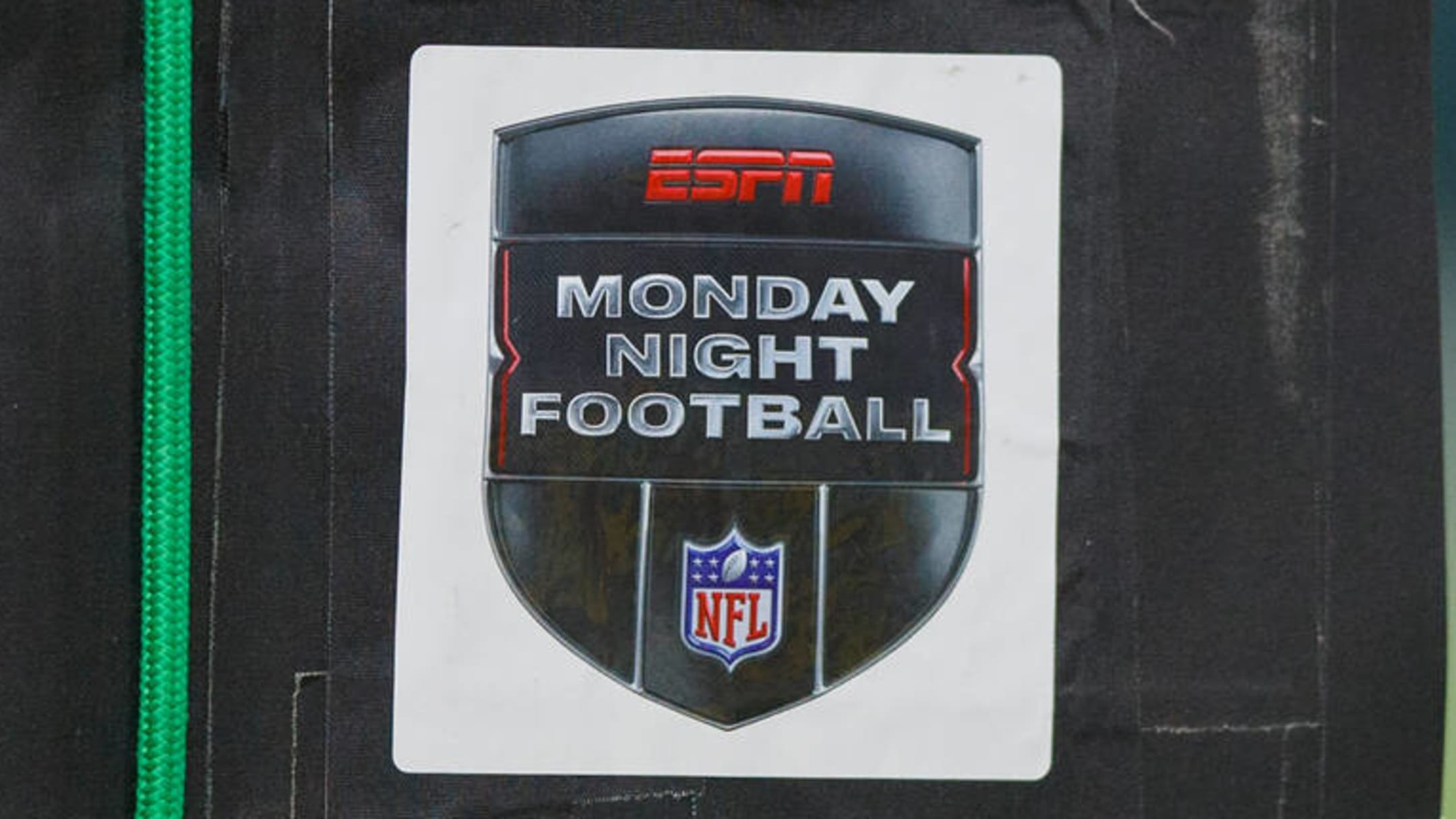 nfl on tv monday night