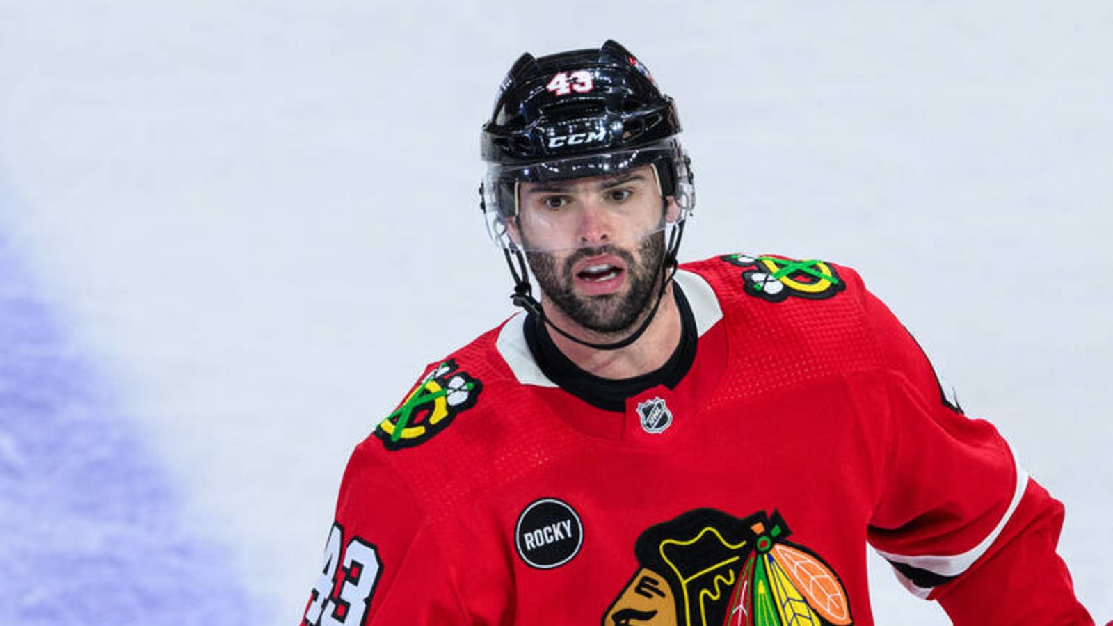 Veteran Blackhawks center delivers multi-goal performance