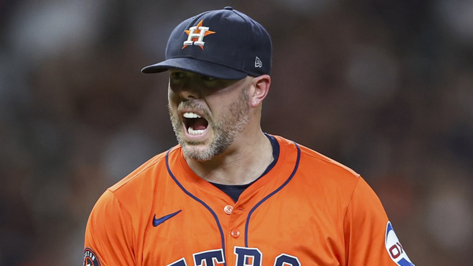 Astros reportedly 'extensively' shopping right-hander