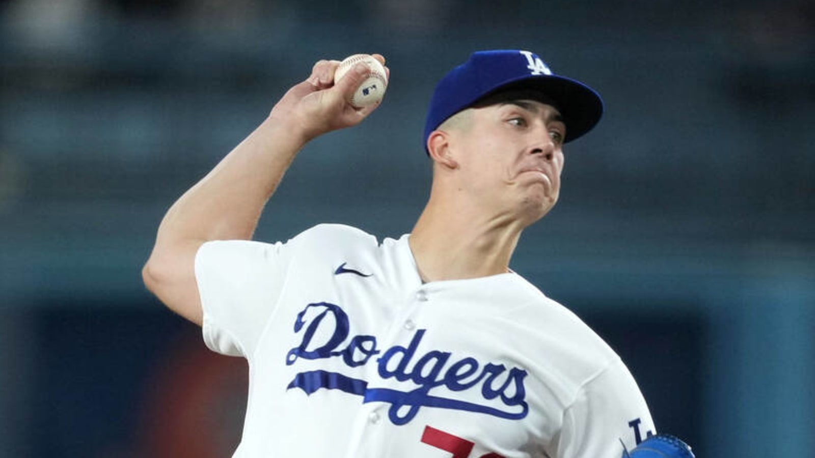 Watch: Giant bubble briefly delays Dodgers-Tigers game