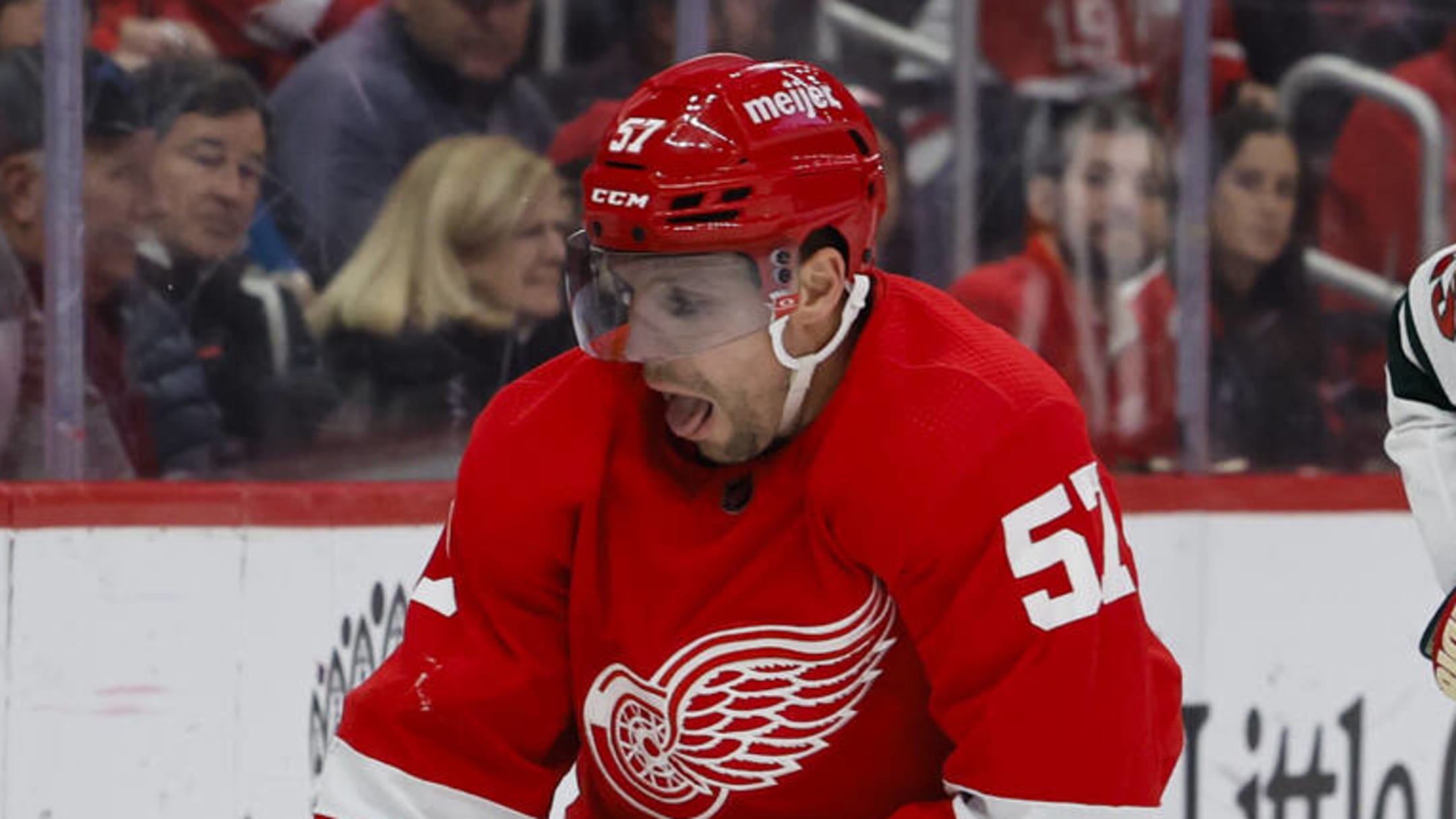 Red Wings' David Perron suspended six games for cross-checking Senators'  Artem Zub - Daily Faceoff
