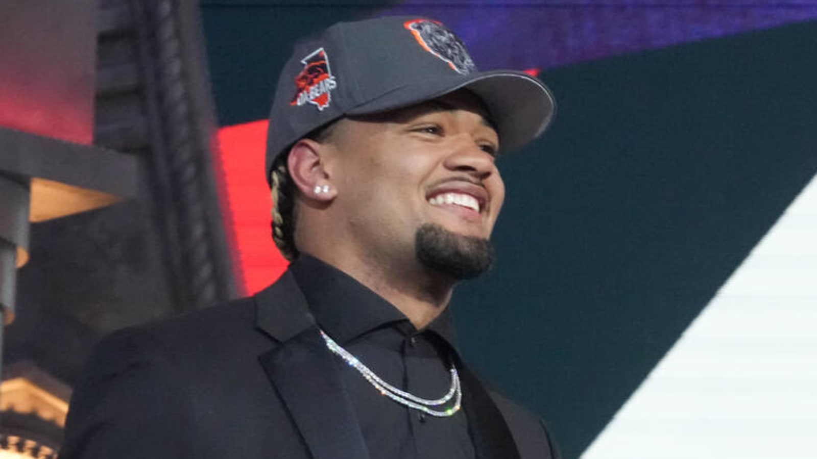 Bears Select Washington WR Rome Odunze 9th Overall in 2024 NFL Draft