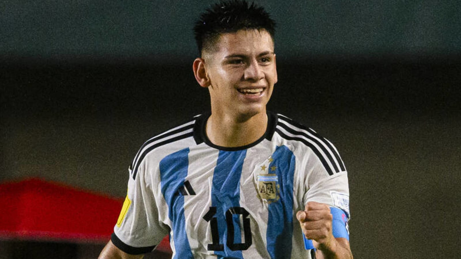 Claudio Echeverri scores his first goal for River Plate in a glimpse of his prodigious talent