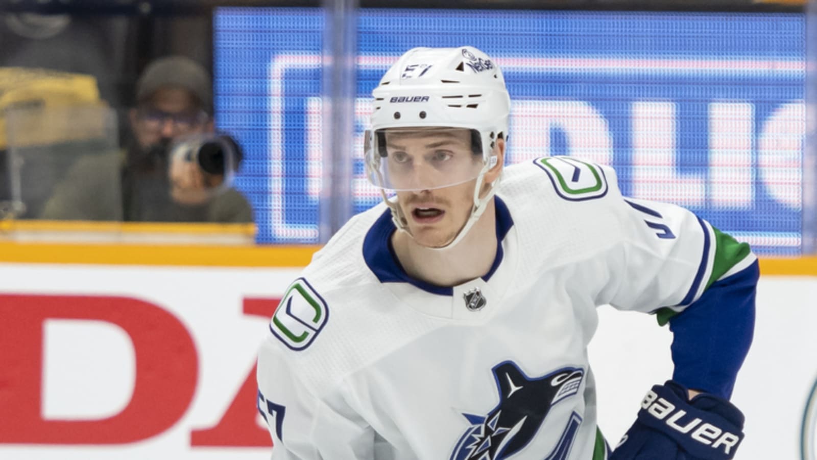 Canucks sign veteran defenseman to a three-year extension
