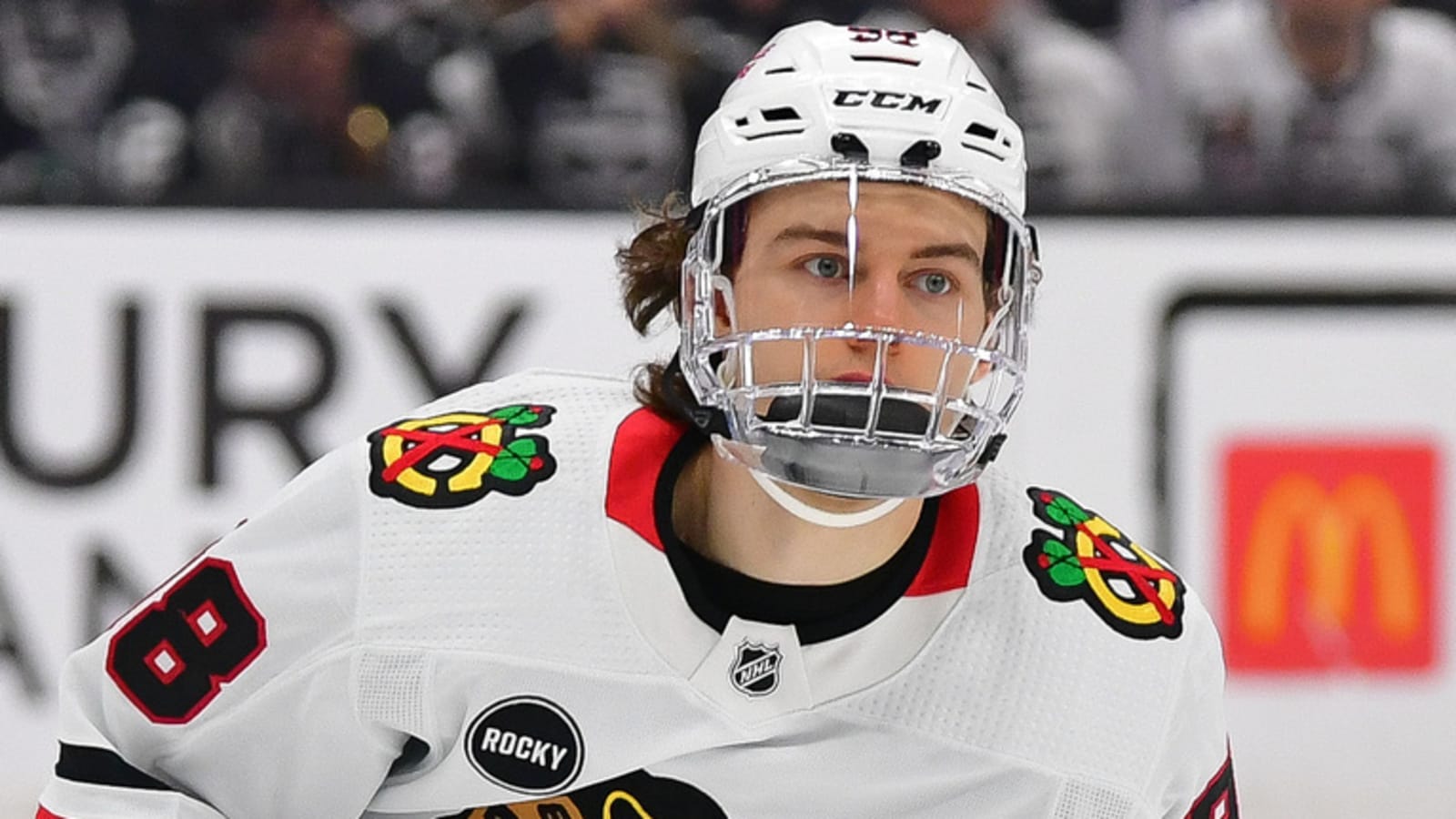 Blackhawks center wins 2023-24 Calder Trophy
