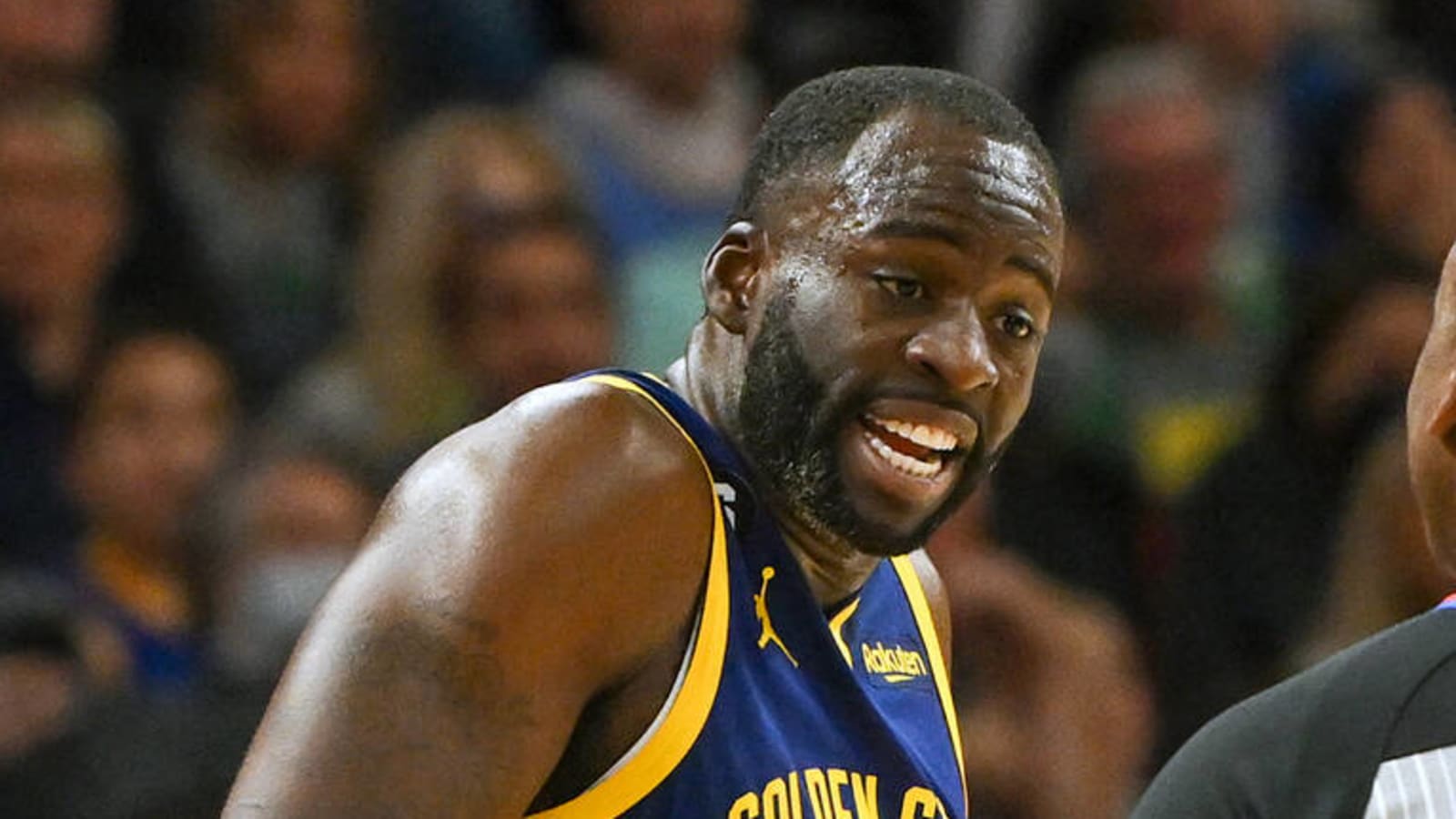 Watch: Draymond laughs at Gobert during game