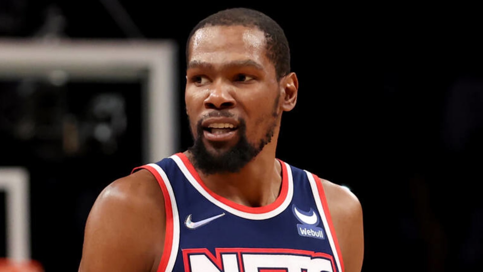 Durant 'gone dark', won't respond to fellow stars regarding trade