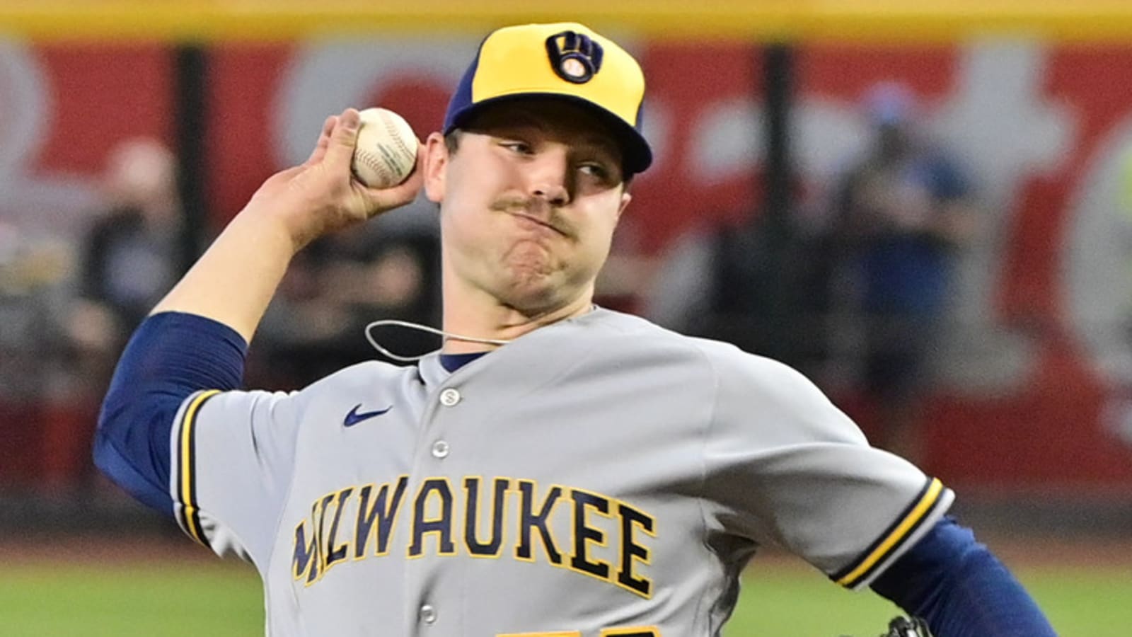 Astros DFA recently claimed righty pitcher