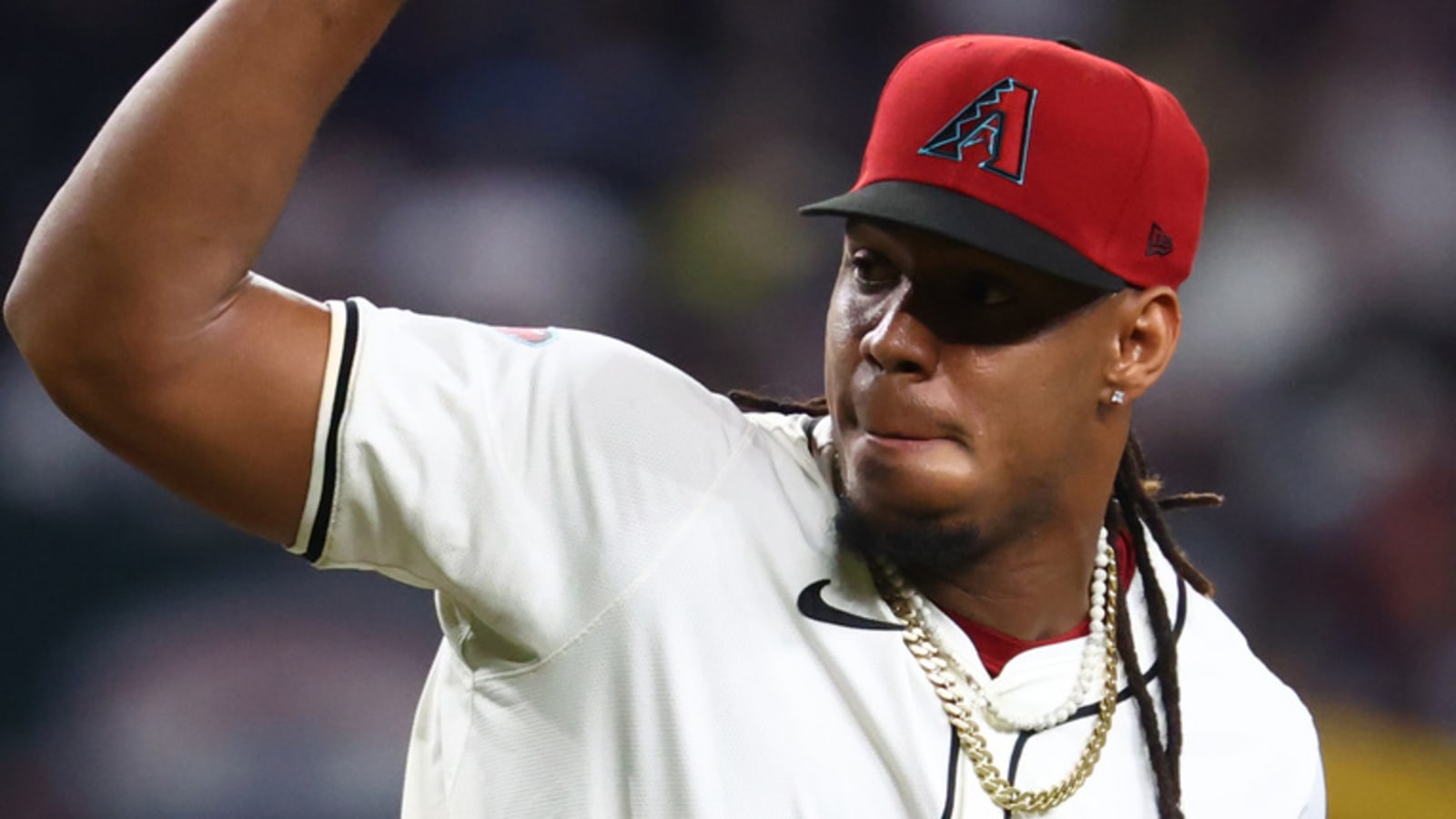 Right-hander Luis Frias claimed off waivers by Blue Jays