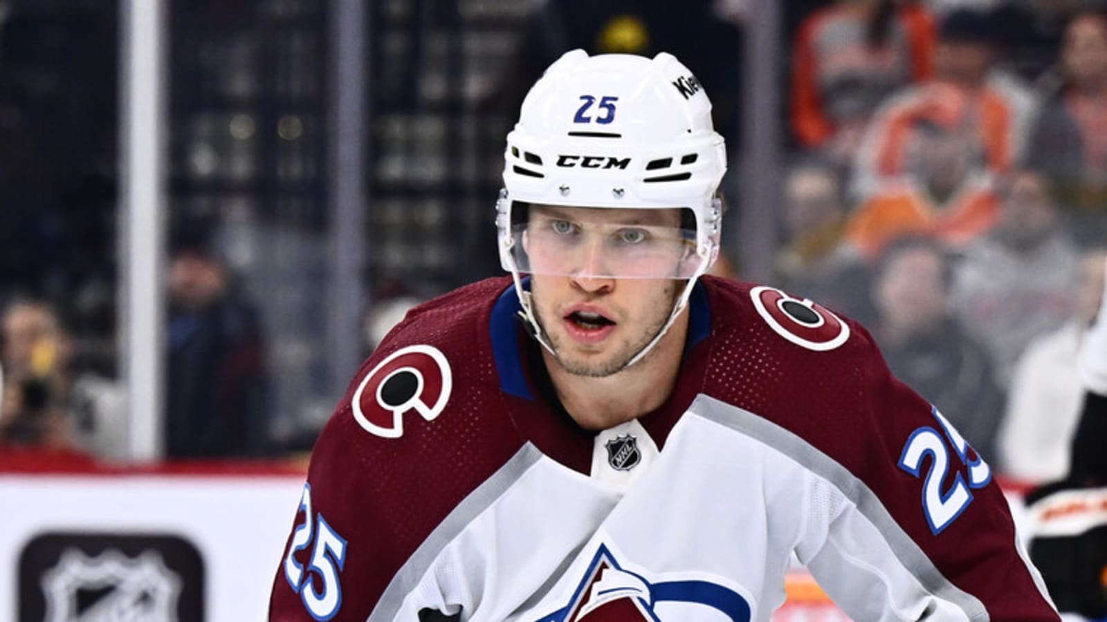 Avalanche sign winger Logan O'Connor to a six-year extension