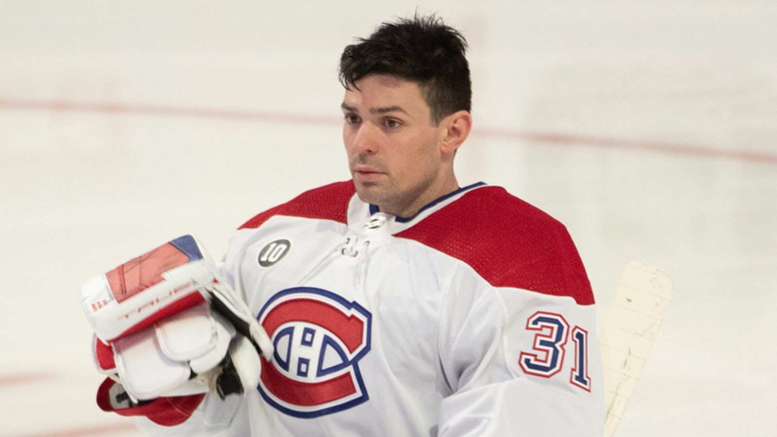 Carey Price chooses not to accompany his wife Angela and decides to stay in Montreal for the time being
