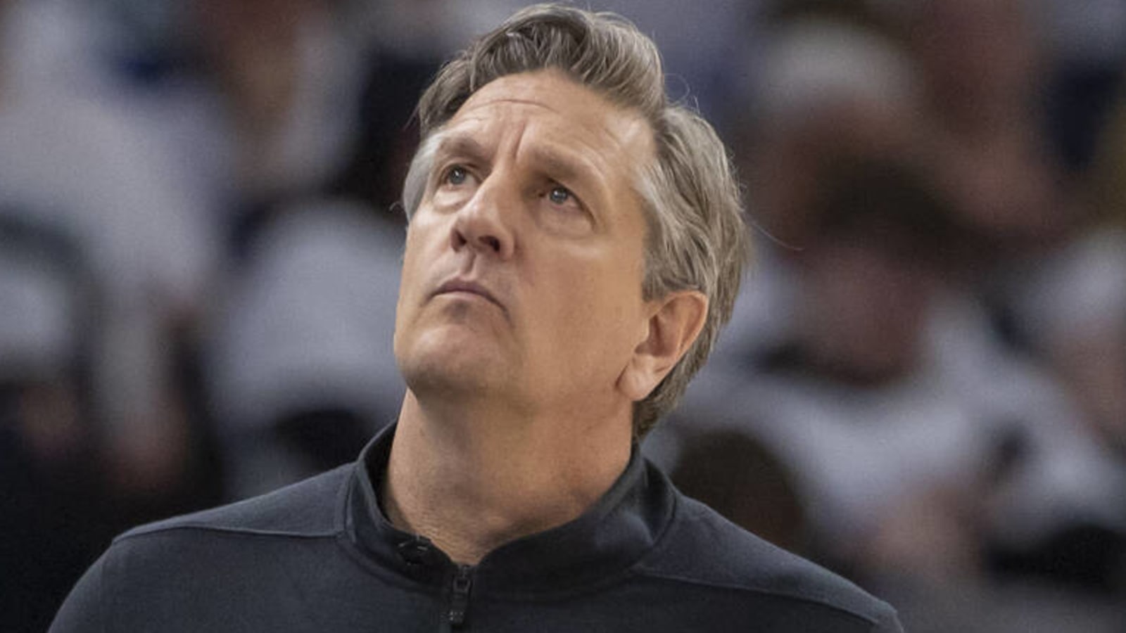 Timberwolves' Chris Finch suffered ruptured patellar tendon