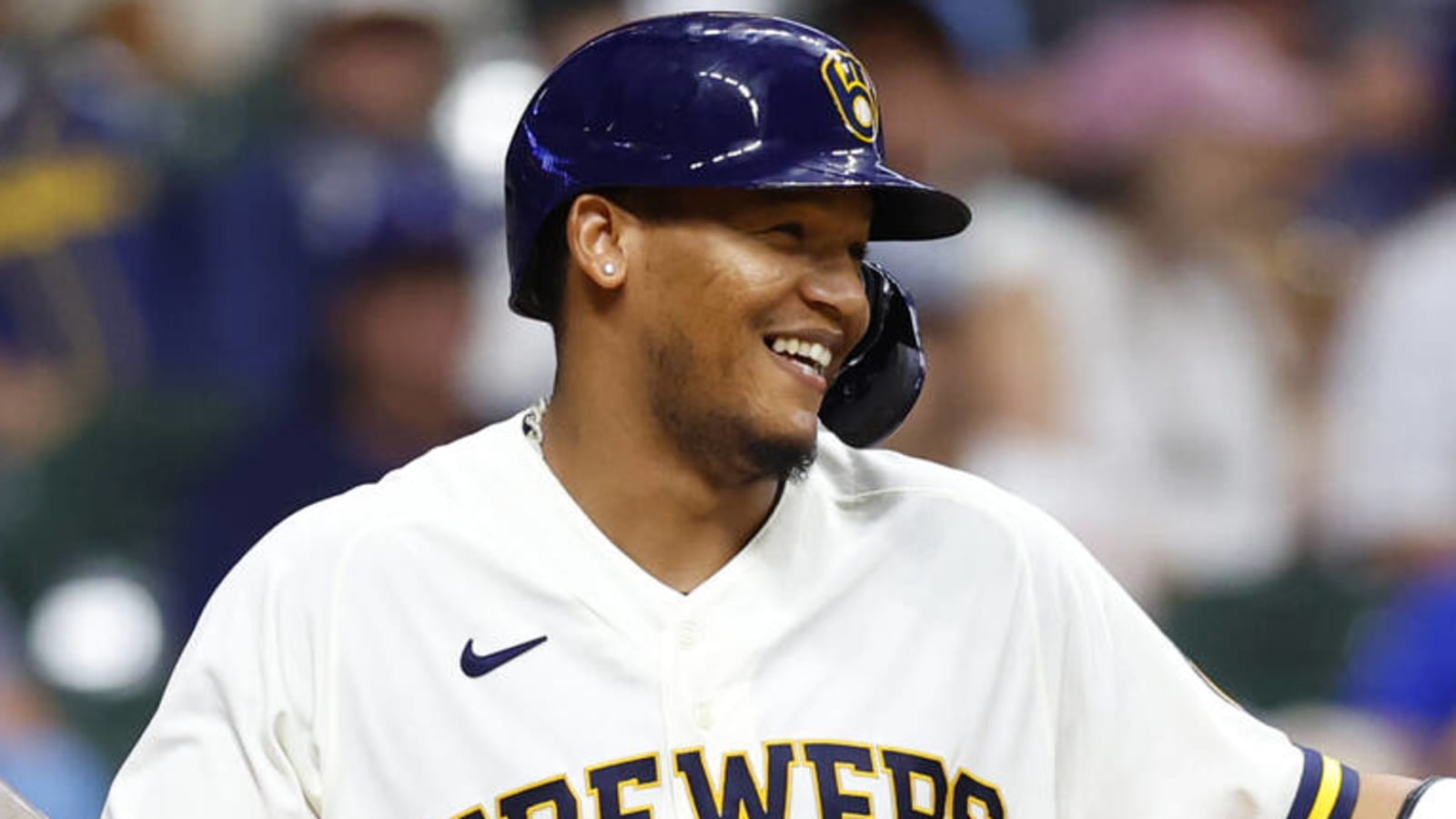 Padres sign former Brewers catcher Pedro Severino