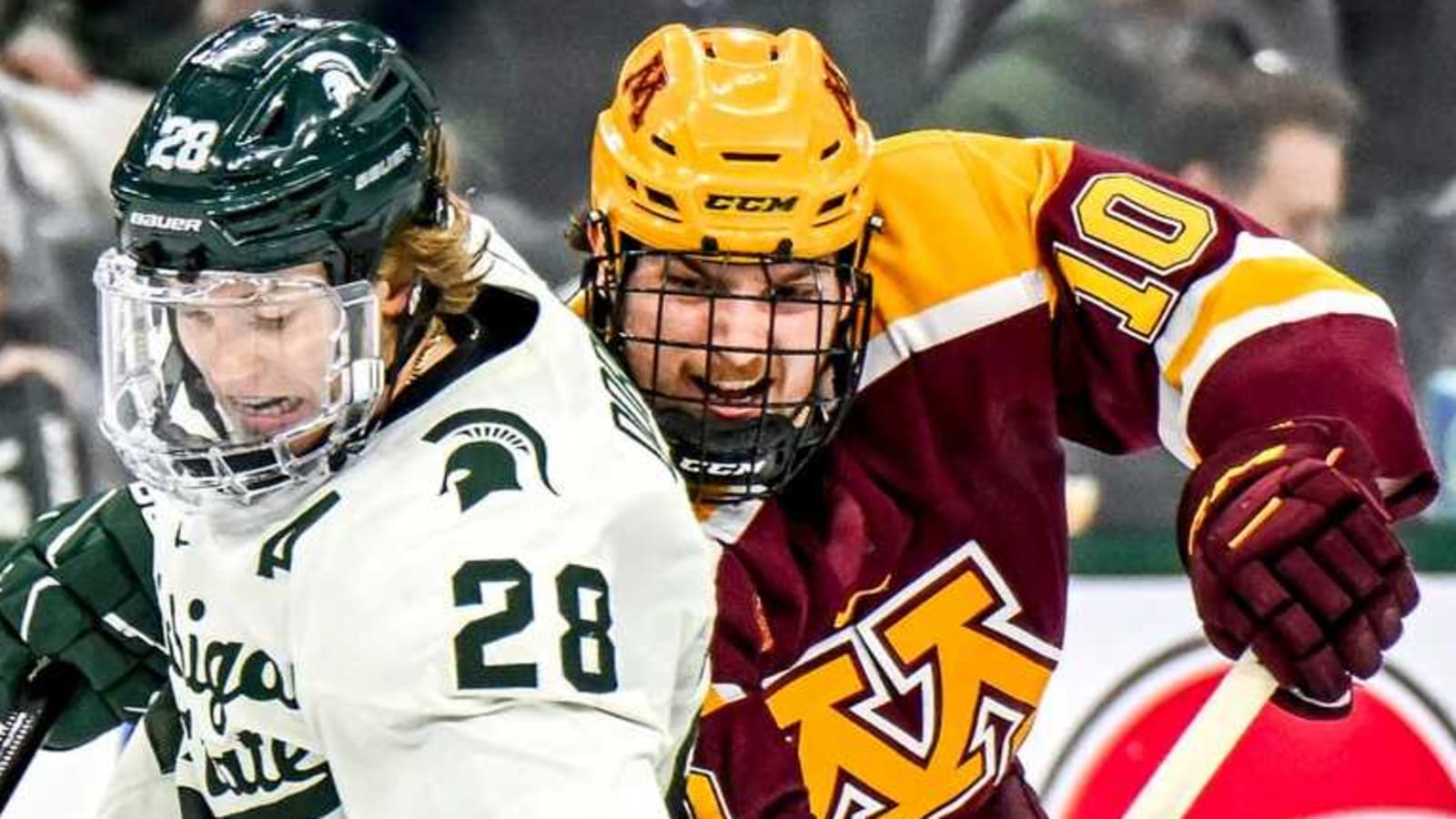 Lightning sign college forward to entry-level deal