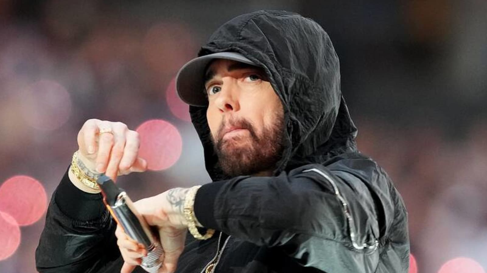 Eminem kicks off NFL Draft with surprise entrance alongside Detroit Lions legends