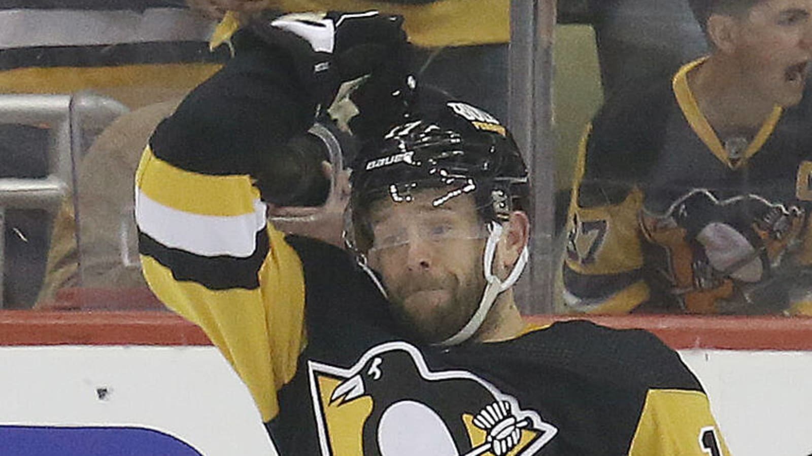 Report: Penguins agree to six-year extension with Bryan Rust