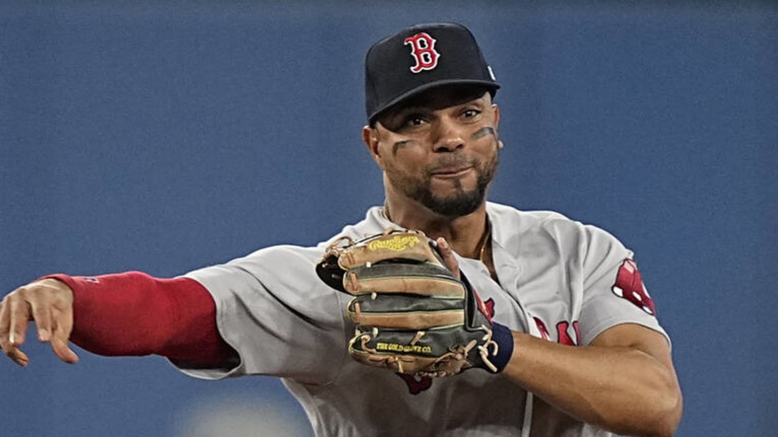 In a rain-shortened Red Sox win, Xander Bogaerts provided one more great  moment for the Fenway faithful - The Boston Globe