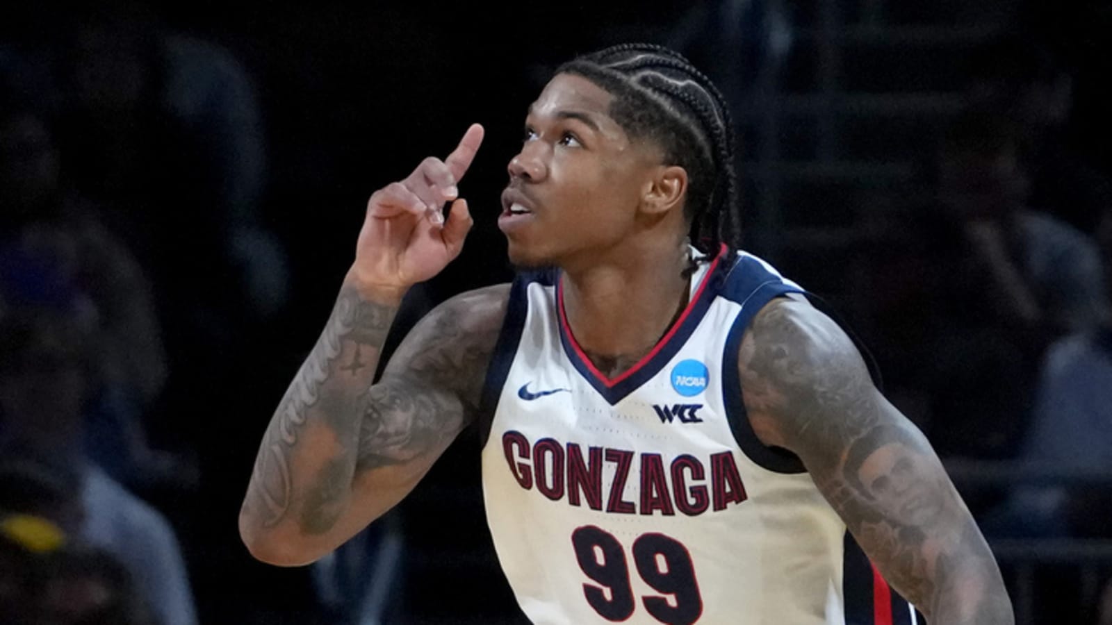 Watch: Gonzaga's Battle catches fire in March Madness debut
