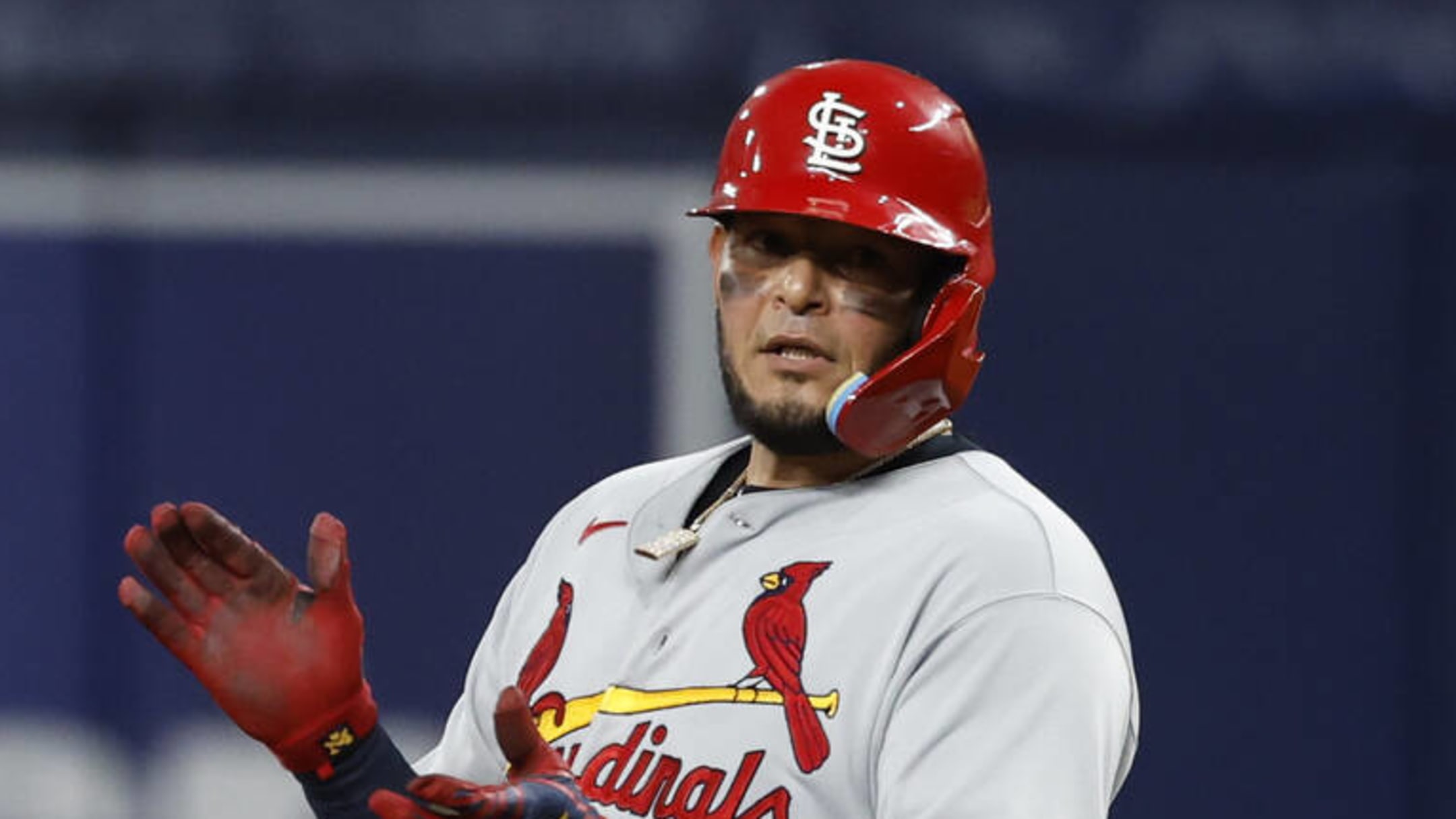 Yadier Molina, Cardinals agree to one-year, $10M extension for