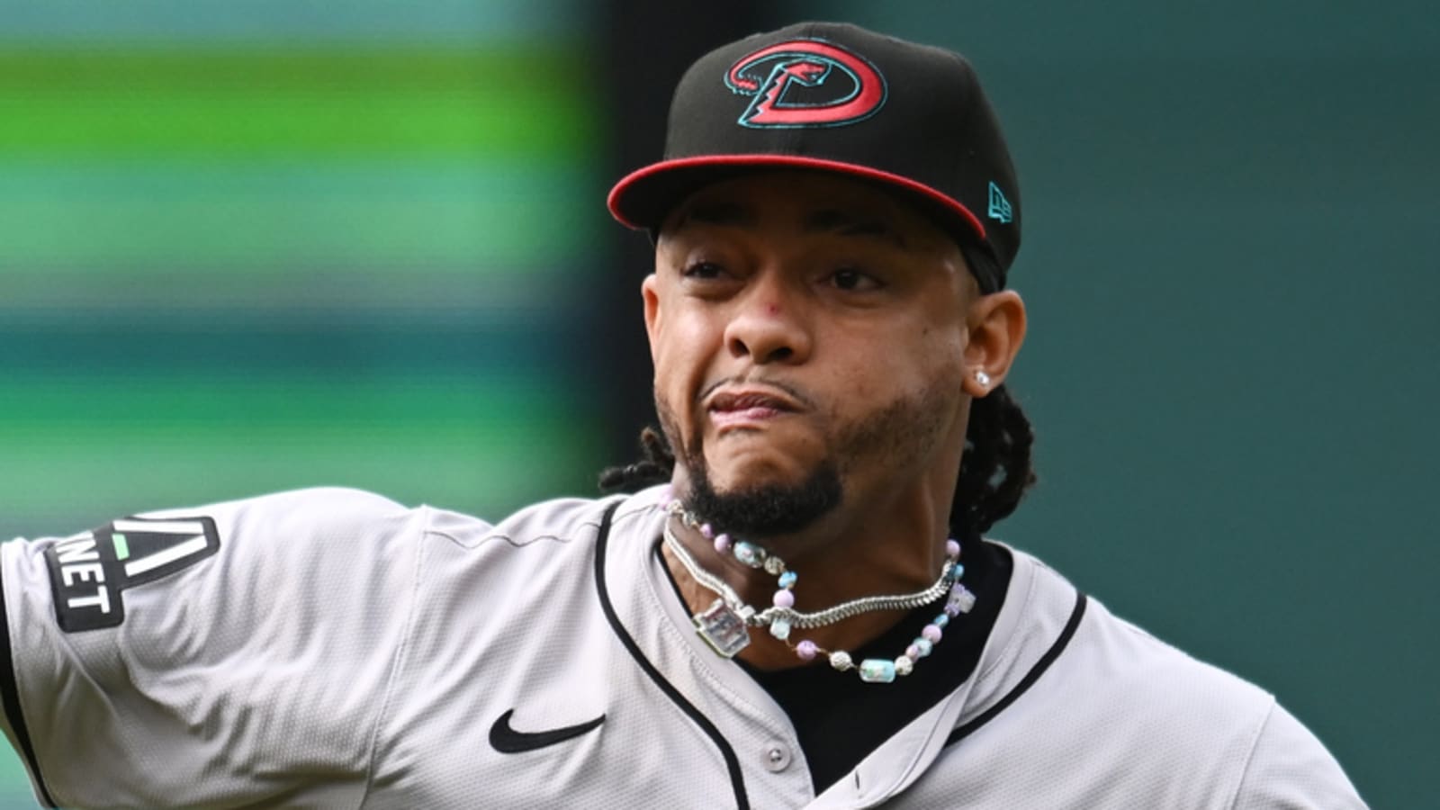 Ketel Marte limps off field in Diamondbacks game against Rockies