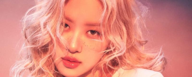 Rosé Achieves Historic Feat as the 1st K-pop Female Soloist to Dominate Global Spotify Chart