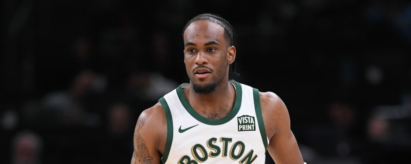 Former Celtics forward reportedly signs G League contract