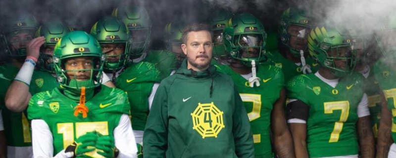 Oregon Ducks and Dan Lanning trying to land commits from top five star players amid huge recruiting weekend