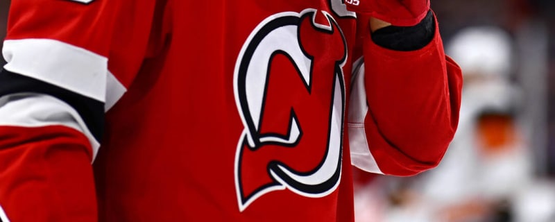 Devils re-sign Laberge to one-year, two-way contract