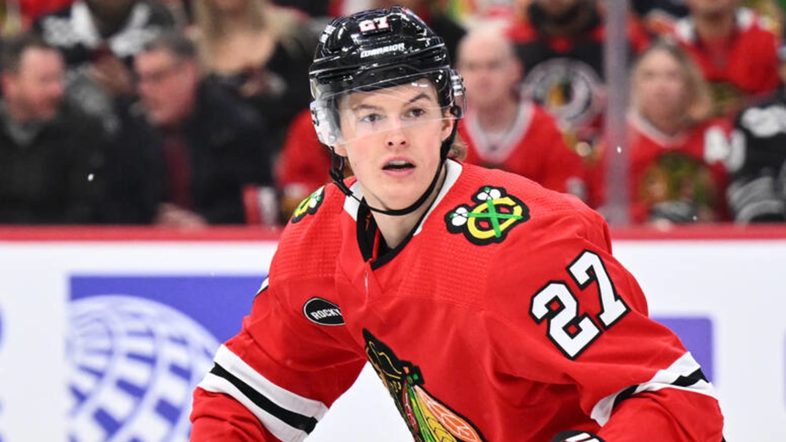 Blackhawks Extend Lukas Reichel to 2-Year Contract