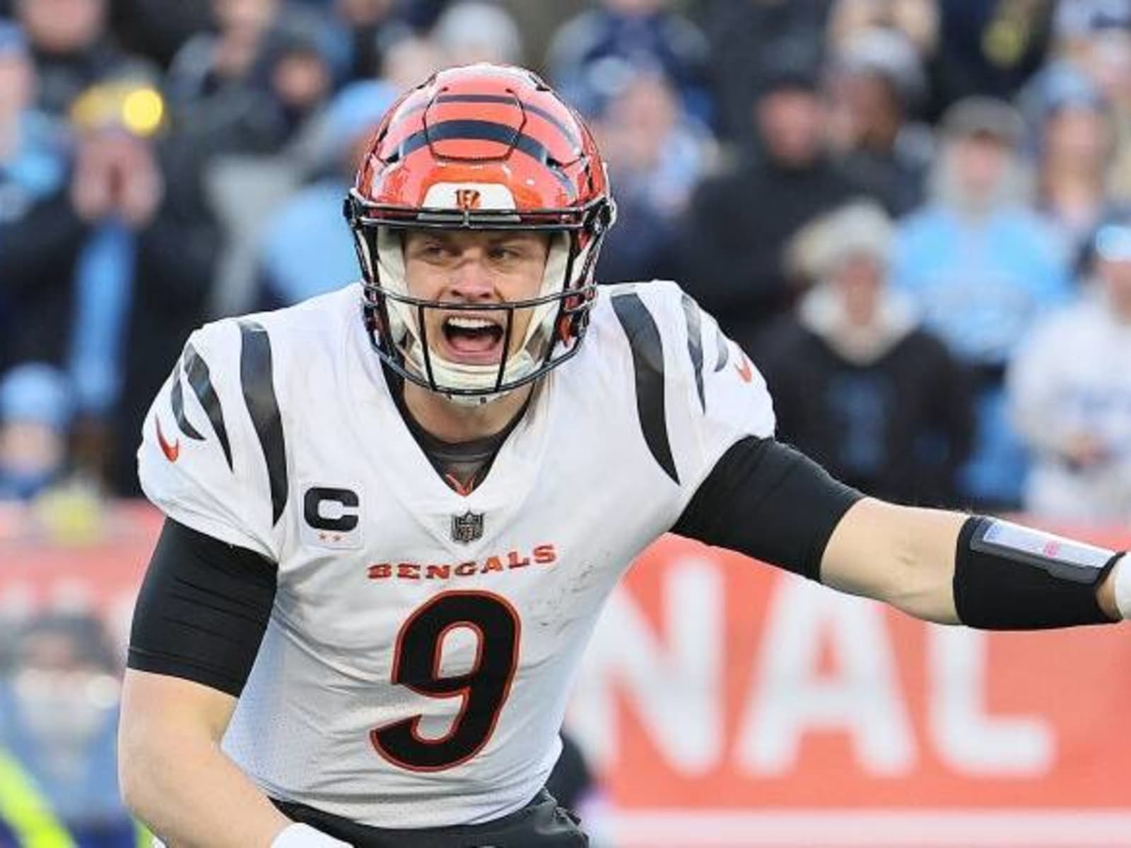 Browns hold Joe Burrow to under 100 yards passing and stun Bengals
